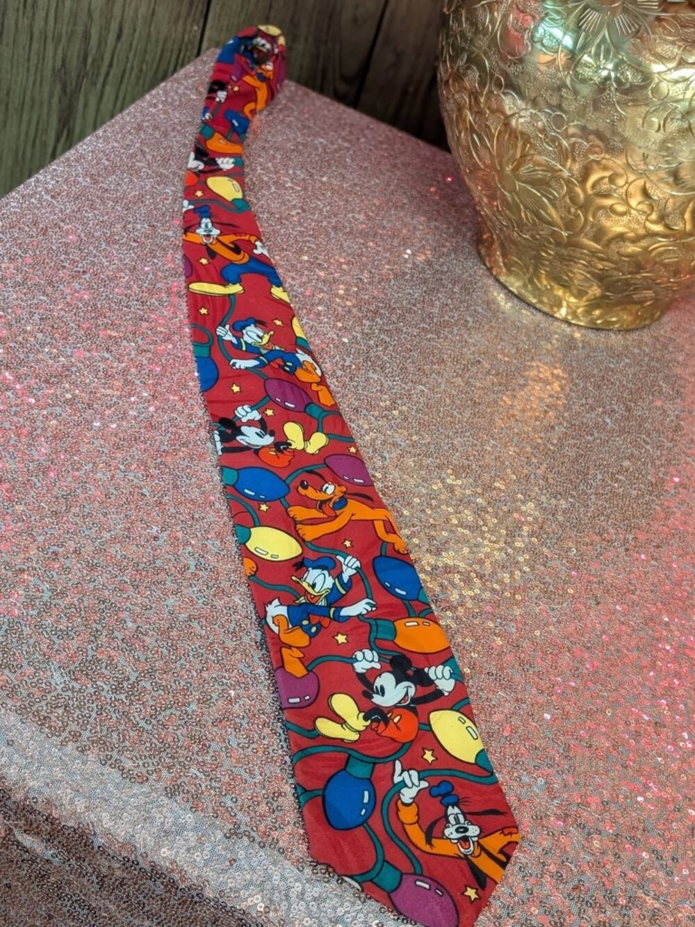 vintage Disney Mickey Unlimited holiday necktie